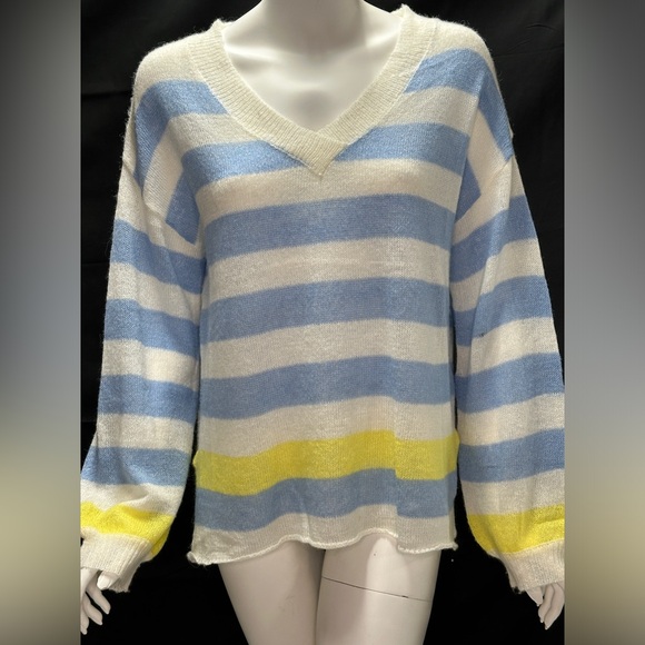 Hem & Thread Sweaters - Hem & Thread Size L White, Blue, Yellow Resort Sweater